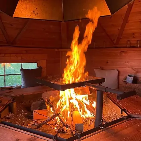 Sonnenhuegel شقة